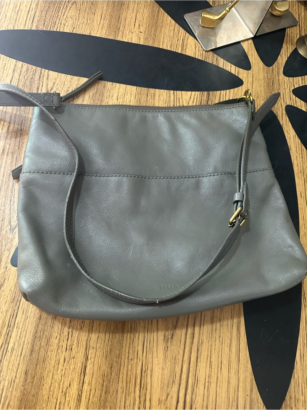 Vintage Leather Shoulder Bag in Gray – fossil
